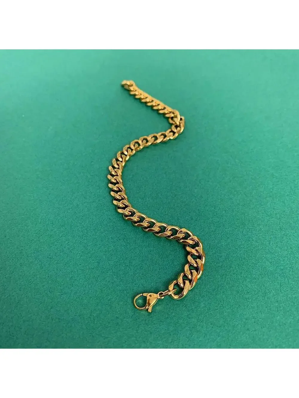 Y2K Vintage Gold Bracelet 8 Inch Unisex